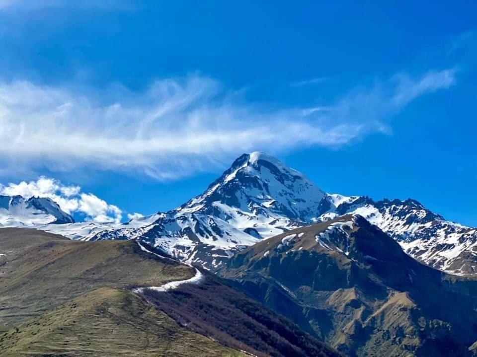 Kazbegi Inn Экстерьер фото