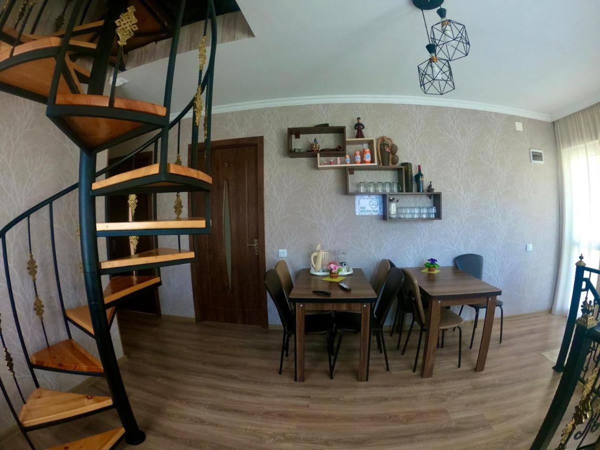Kazbegi Inn Экстерьер фото
