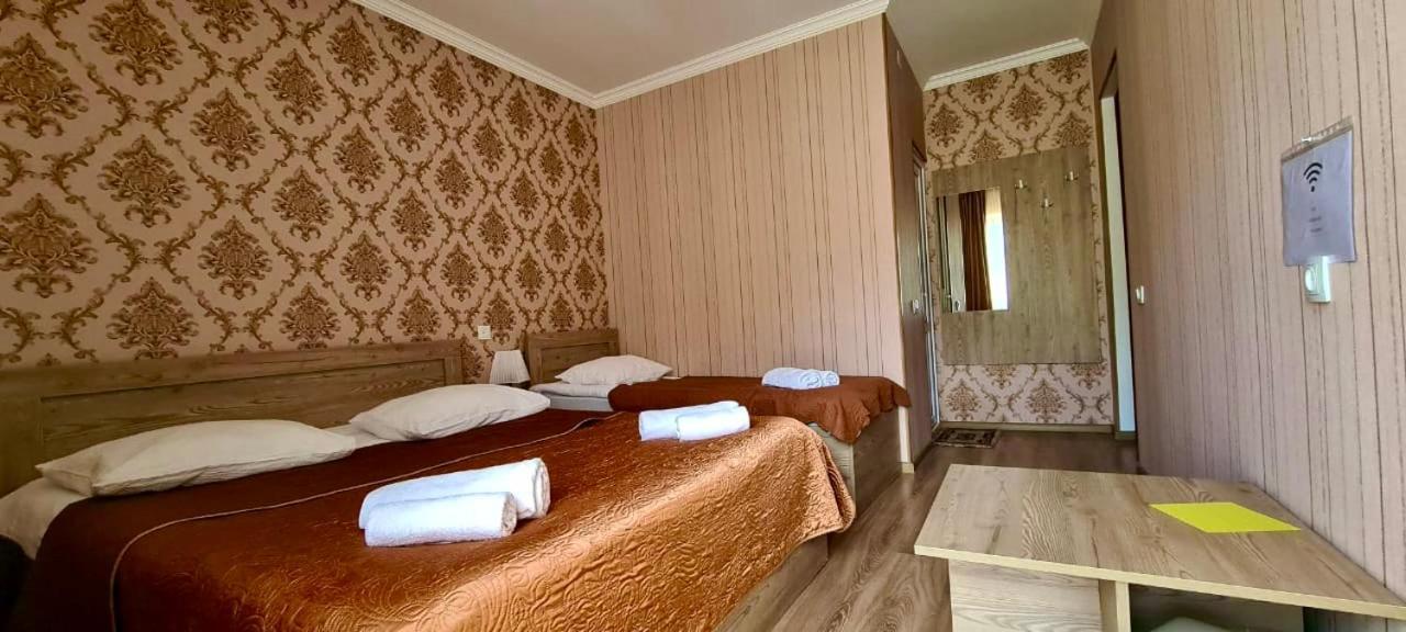 Kazbegi Inn Экстерьер фото
