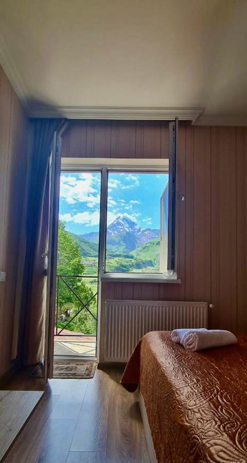 Kazbegi Inn Экстерьер фото
