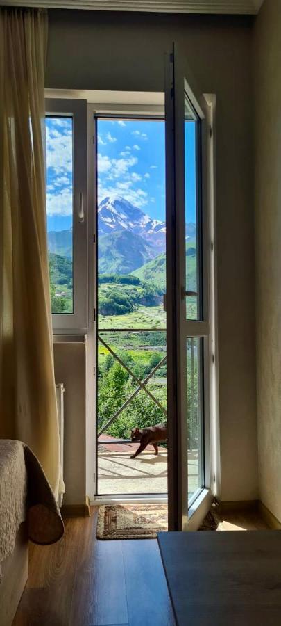 Kazbegi Inn Экстерьер фото